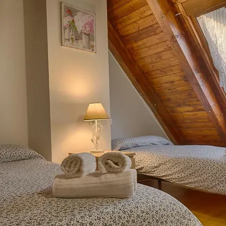 Saplan Real Estate Montlude Apartament *