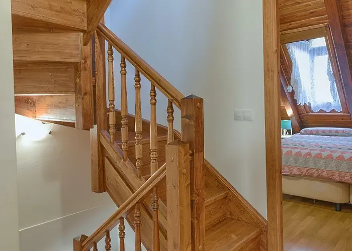 Saplan Real Estate Montlude * Les